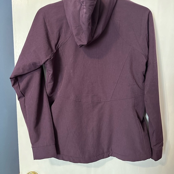 Women’s Kirkland Purple Coat, Size Medium - Picture 4 of 10